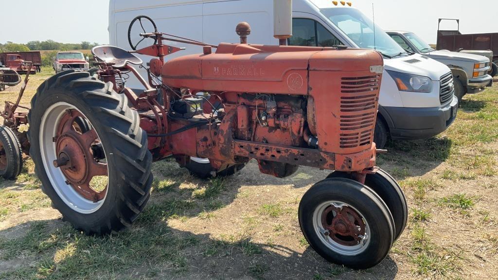 Image of Farmall M Primary image