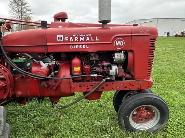Image of Farmall MD equipment image 4
