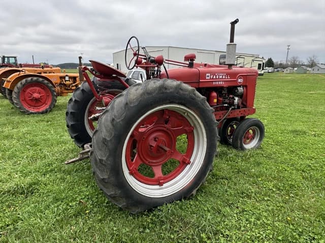 Image of Farmall MD equipment image 2