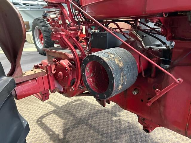 Image of Farmall MD equipment image 3