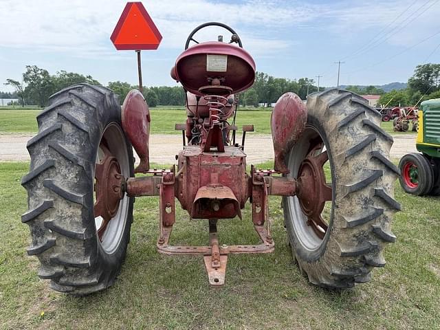 Image of Farmall MD equipment image 4