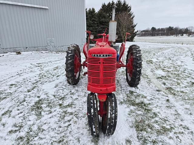Image of Farmall H equipment image 4