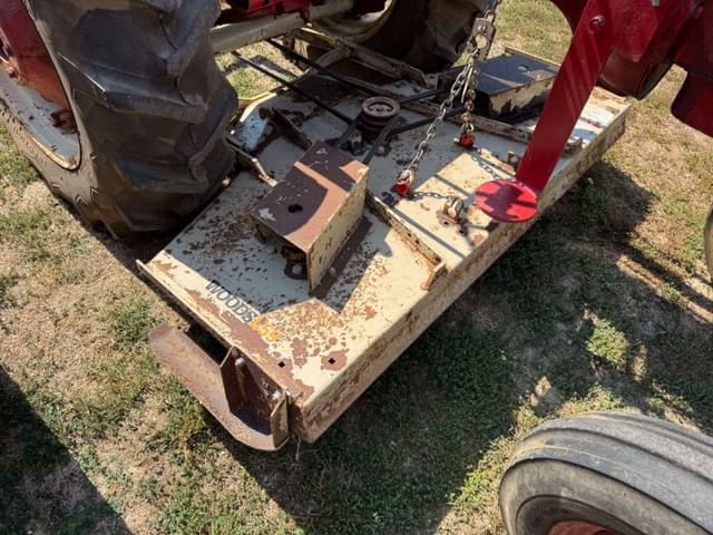 Image of Farmall 140 equipment image 3