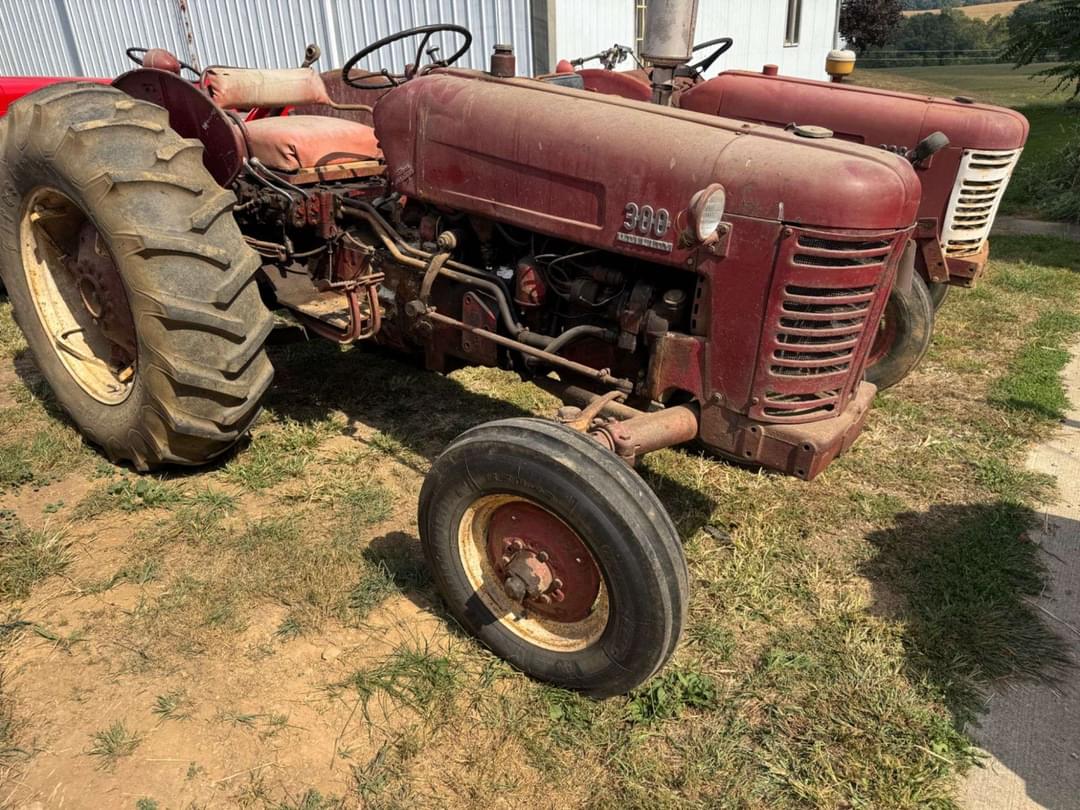 Image of Farmall 300 Primary image