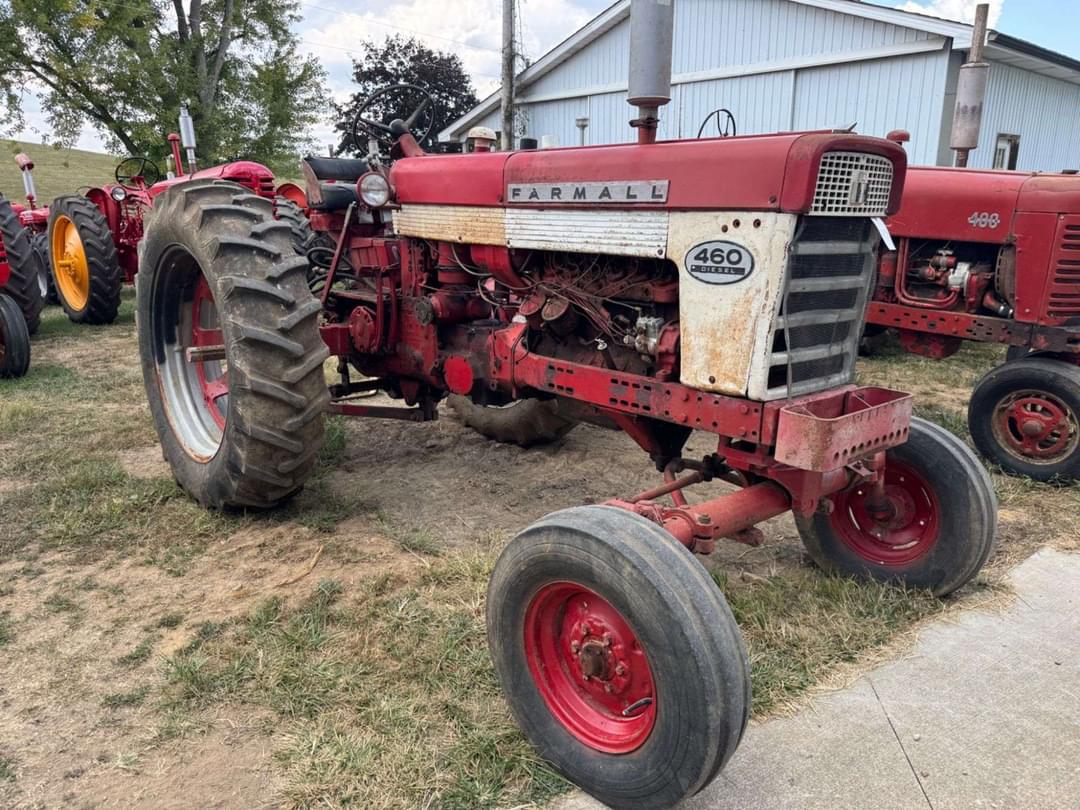 Image of Farmall 460 Primary image