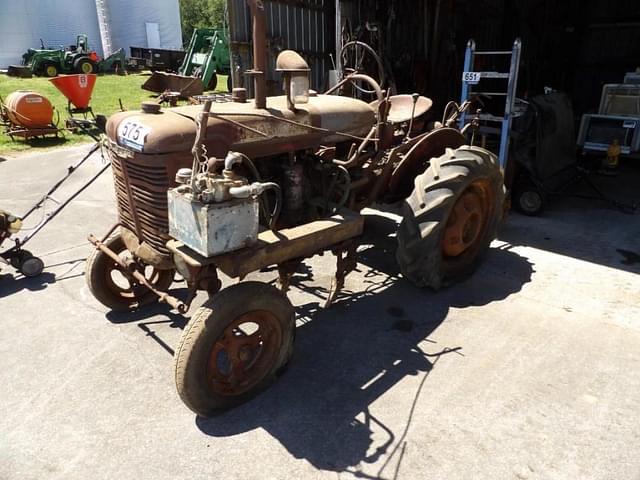 Image of Farmall A equipment image 2