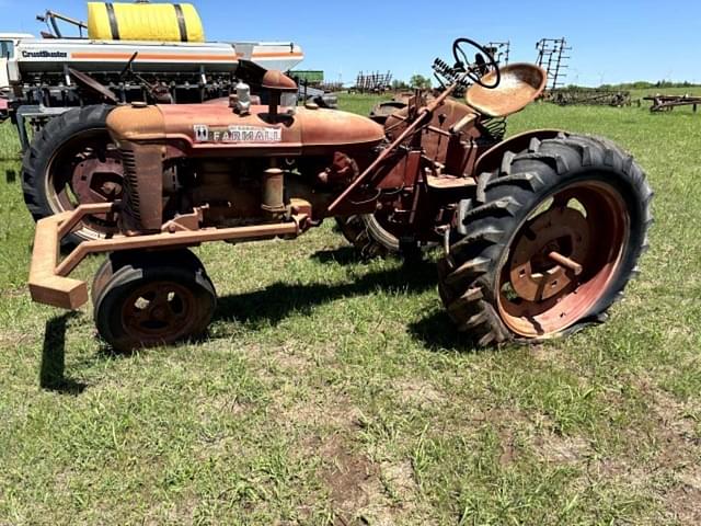 Image of Farmall FC equipment image 3