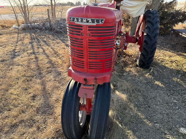 Image of Farmall H equipment image 4