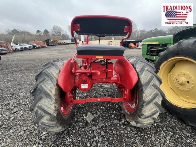 Image of Farmall Cub equipment image 4