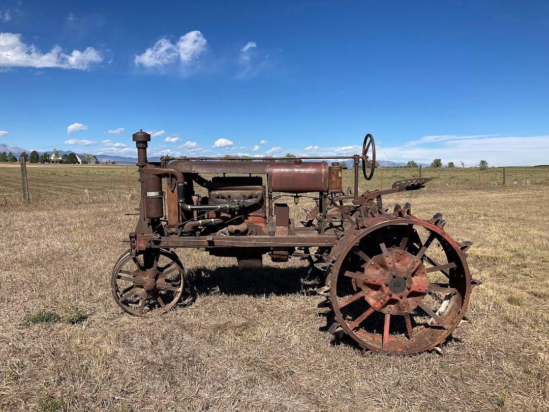 Image of Farmall Regular Primary image