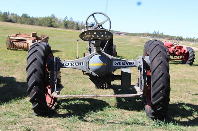 Image of Farmall Regular equipment image 4