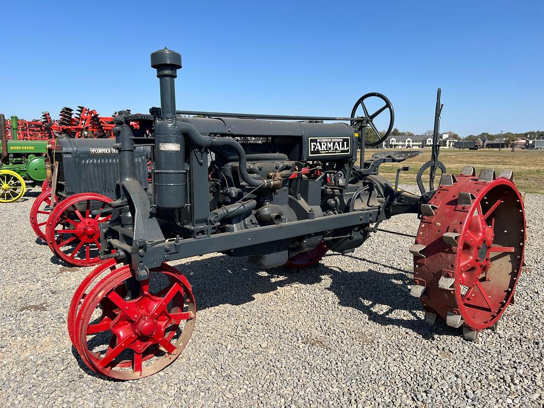 Image of Farmall Regular Primary image