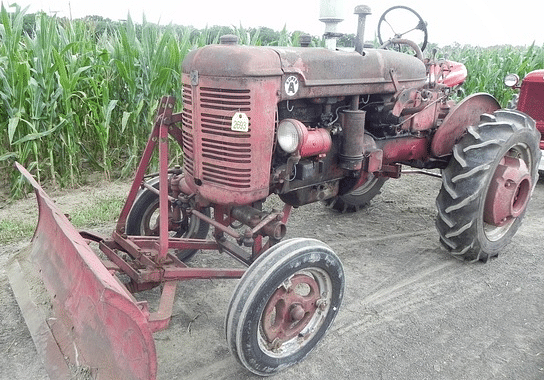 Image of Farmall Super A Primary Image