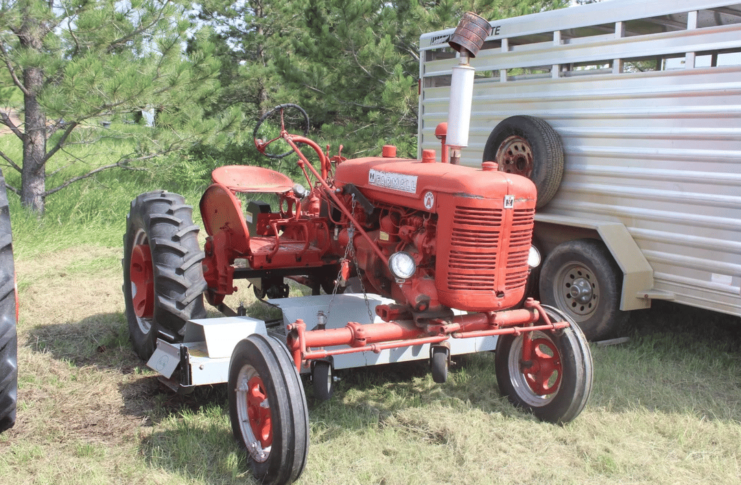 Image of Farmall Super A Image 0