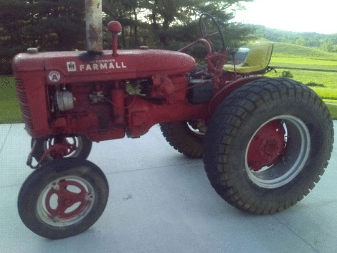 Image of Farmall Super A Primary Image