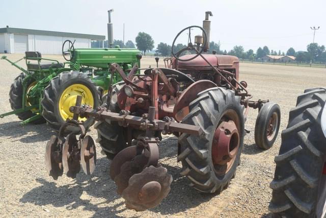Image of Farmall Super A equipment image 2