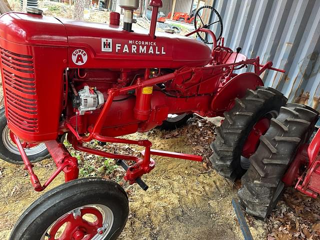 Image of Farmall Super A equipment image 2