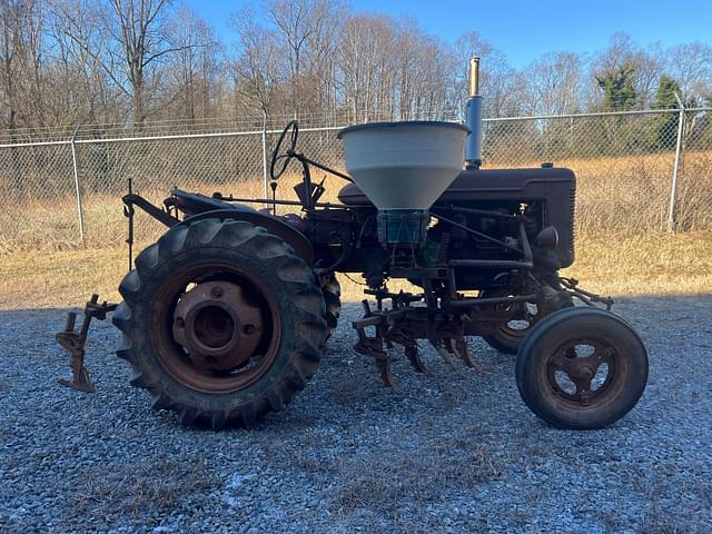 Image of Farmall Super A equipment image 1