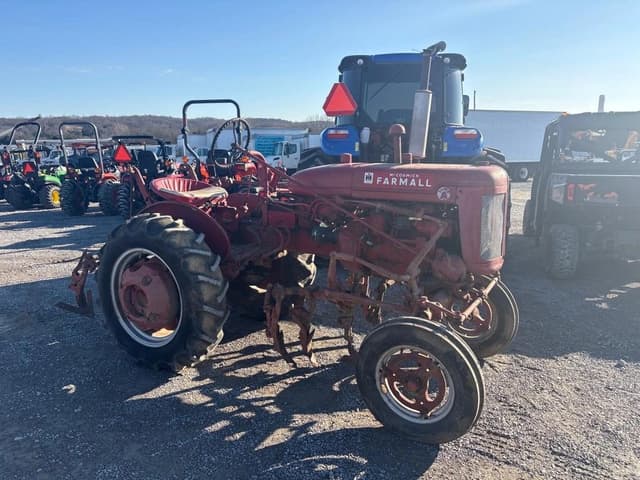 Image of Farmall Super A equipment image 1