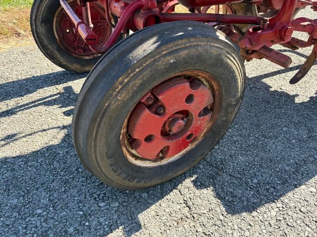 Image of Farmall Super A equipment image 4