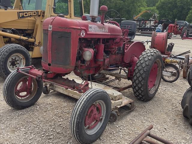 Image of Farmall Super A equipment image 1