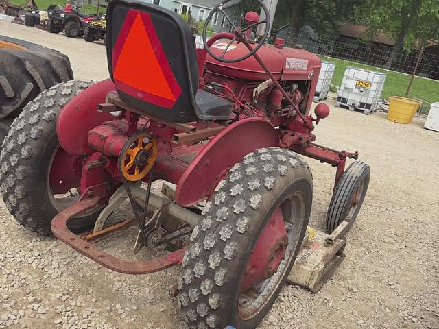 Image of Farmall Super A equipment image 2