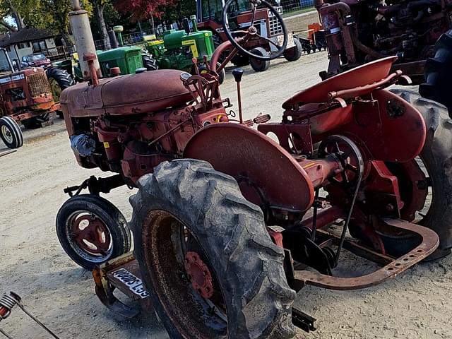 Image of Farmall Super A equipment image 2