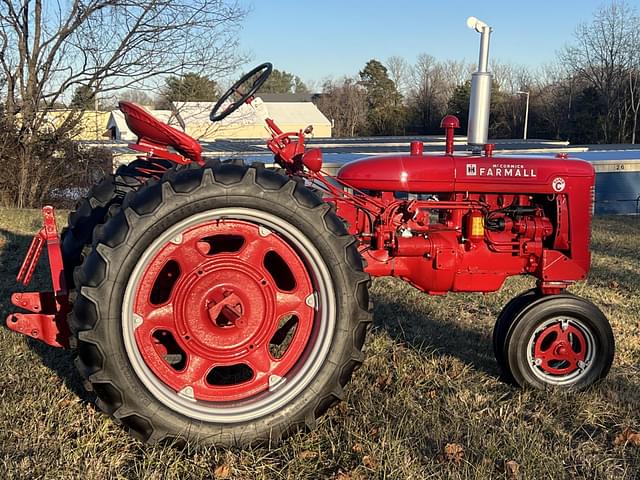 Image of Farmall Super C equipment image 1