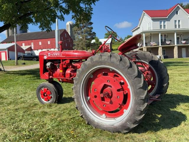 Image of Farmall Super C equipment image 2