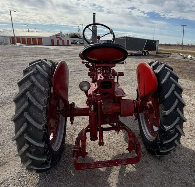 Image of Farmall Super C equipment image 3
