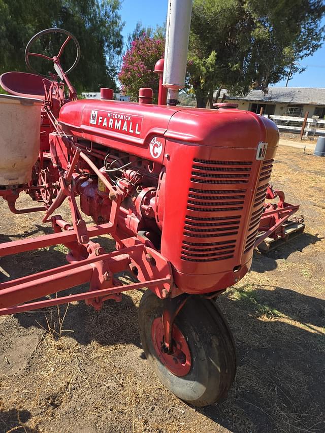 Image of Farmall Super C equipment image 3