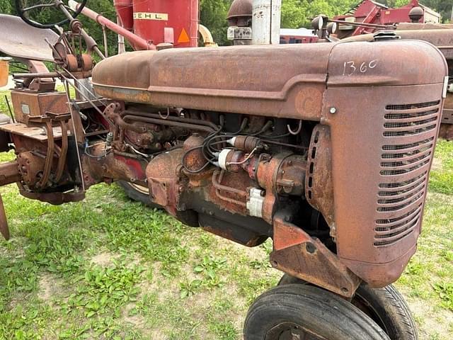 Image of Farmall Super C equipment image 3
