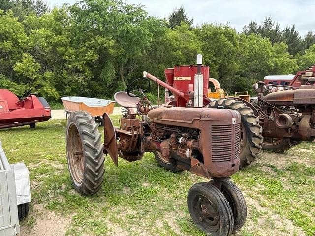 Image of Farmall Super C equipment image 2