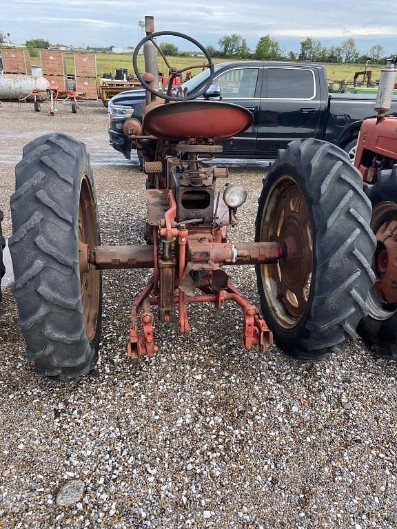 Image of Farmall Super C equipment image 3