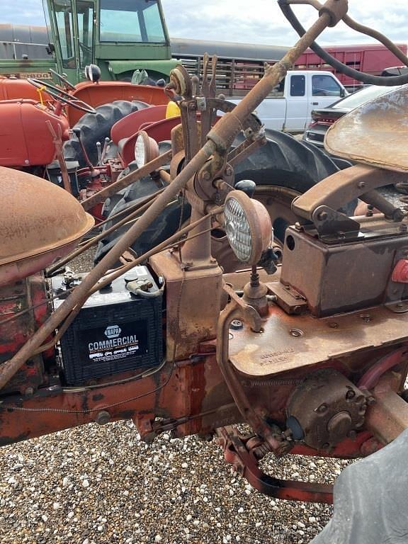 Image of Farmall Super C equipment image 2
