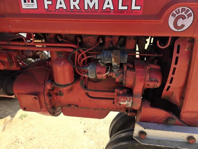 Image of Farmall Super C equipment image 4
