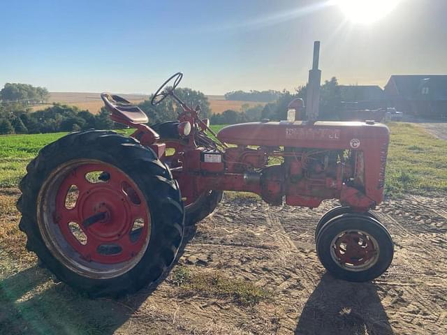 Image of Farmall Super C equipment image 4