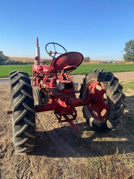 Image of Farmall Super C equipment image 2