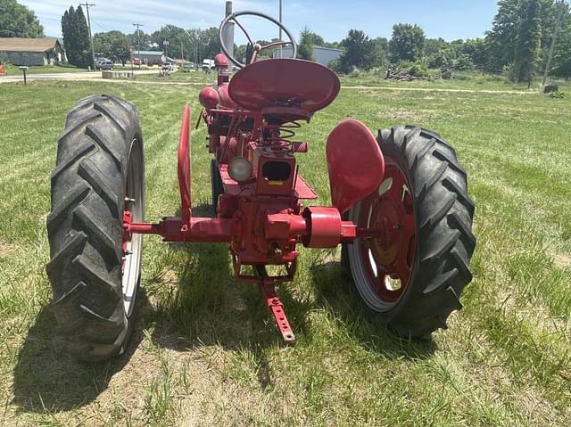 Image of Farmall Super C equipment image 2