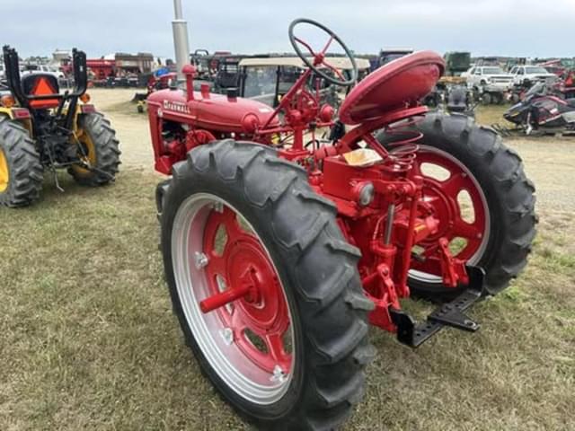 Image of Farmall Super C equipment image 2