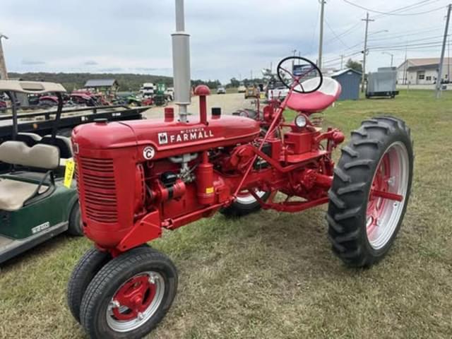 Image of Farmall Super C equipment image 1