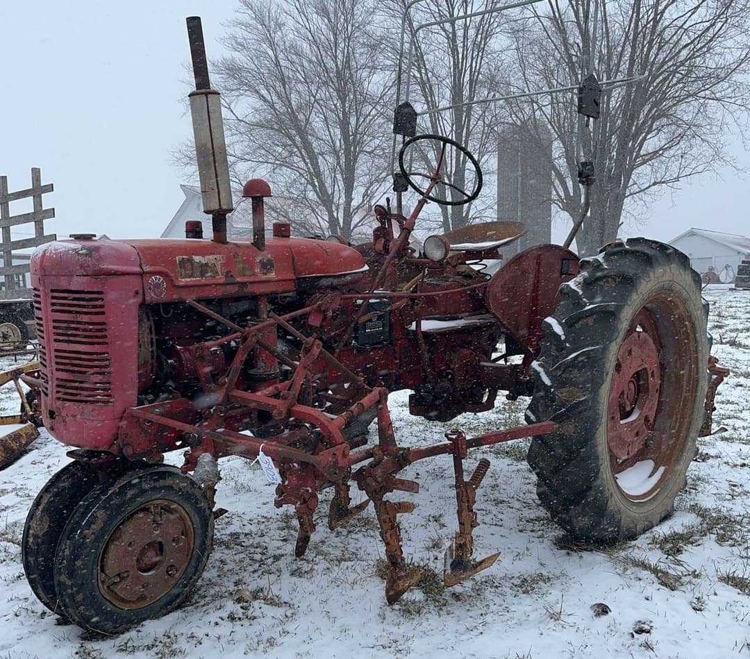 Image of Farmall Super C Primary image