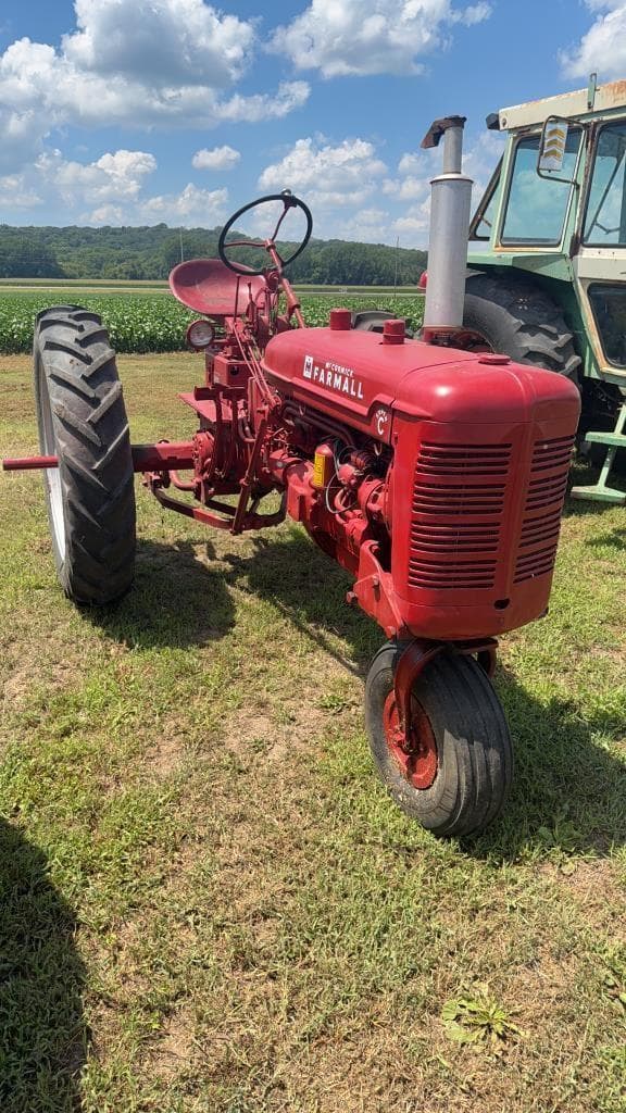 Image of Farmall Super C equipment image 1