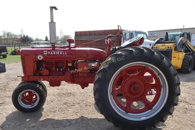 Image of Farmall Super H equipment image 3