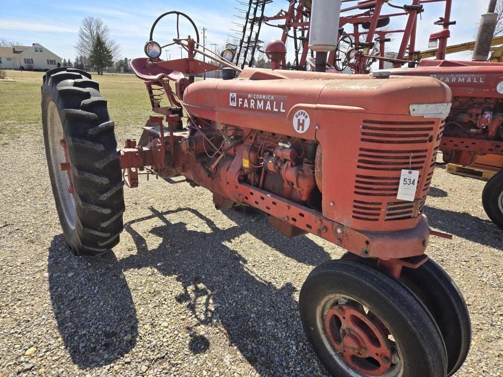 Main image Farmall Super H