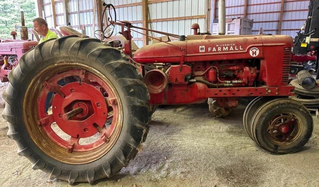 Main image Farmall Super H