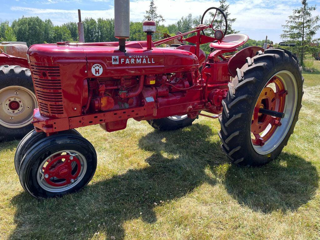 Main image Farmall Super H