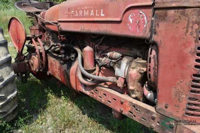 Image of Farmall Super M equipment image 3