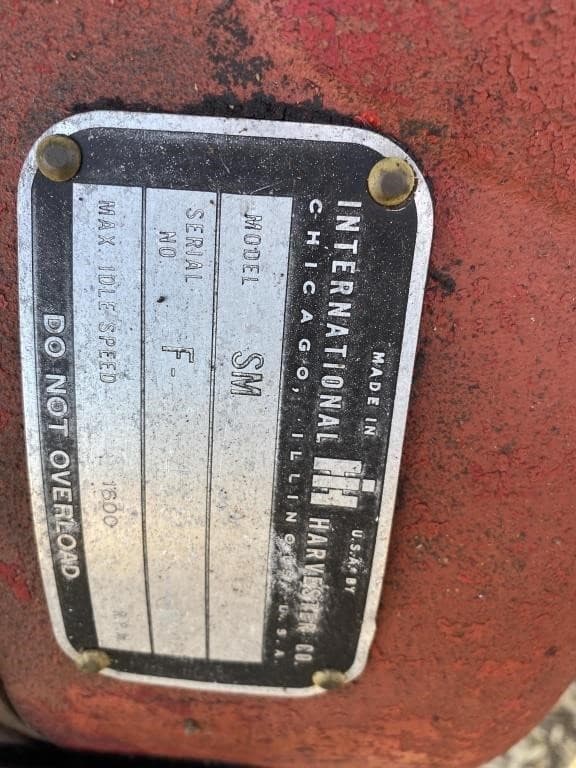 Image of Farmall Super M equipment image 4