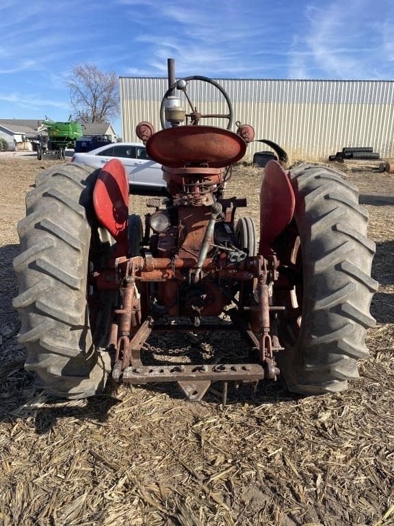 Image of Farmall Super M equipment image 3